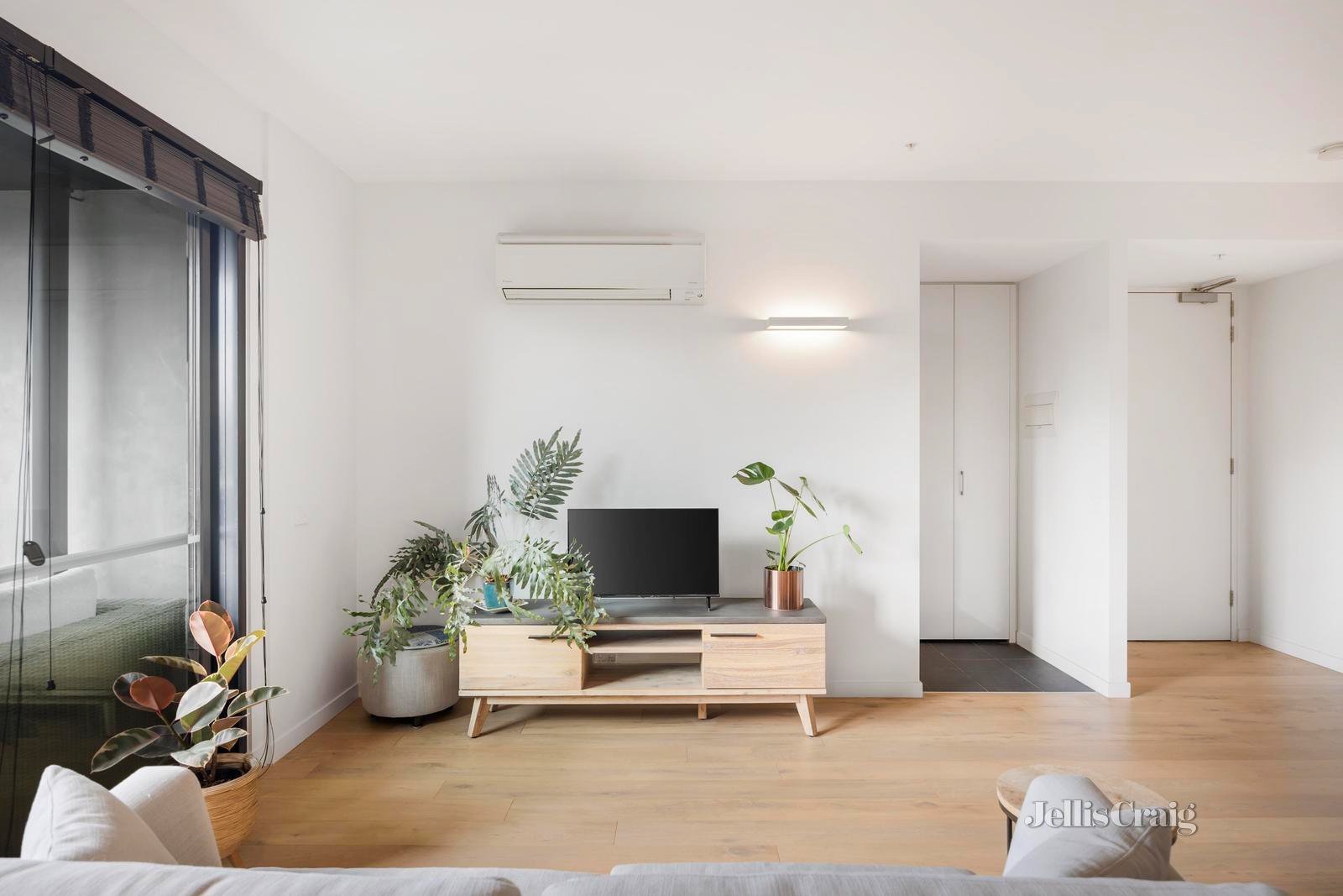 120/190 Ferguson Street, Williamstown image 5