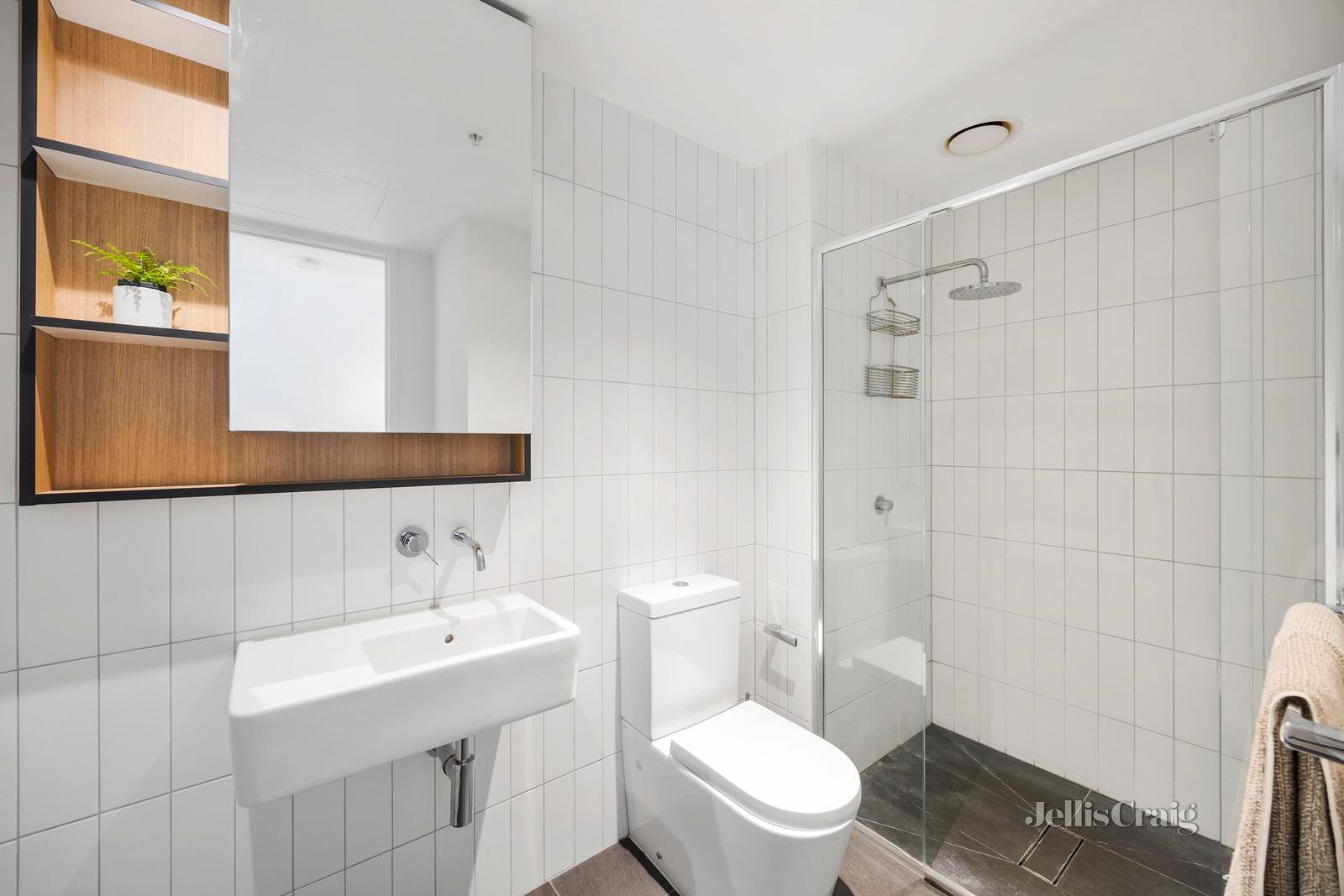 120/190 Ferguson Street, Williamstown image 9