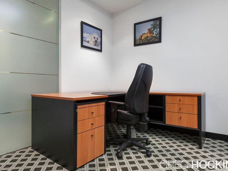 120/25 Milton Parade, Malvern image 3