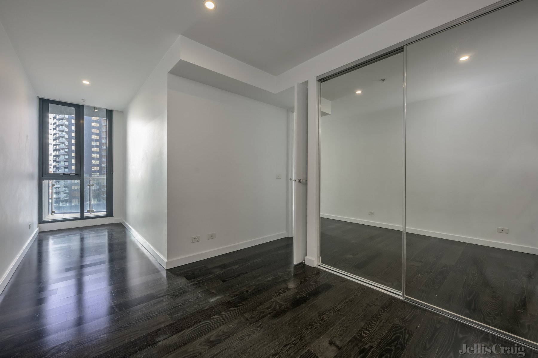 1203/338 Kings Way, South Melbourne image 3