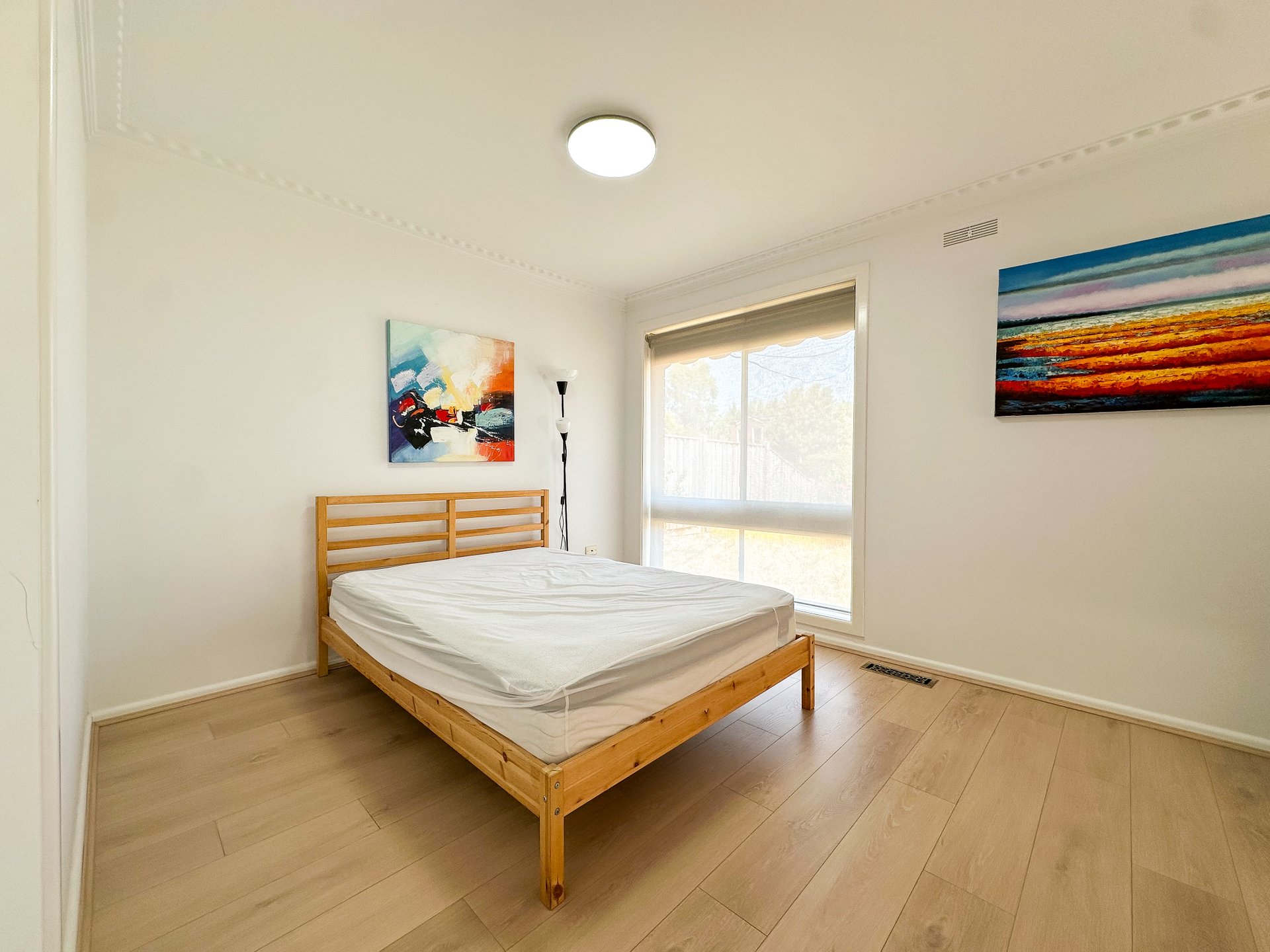 1/204 Gallaghers Road, Glen Waverley image 4