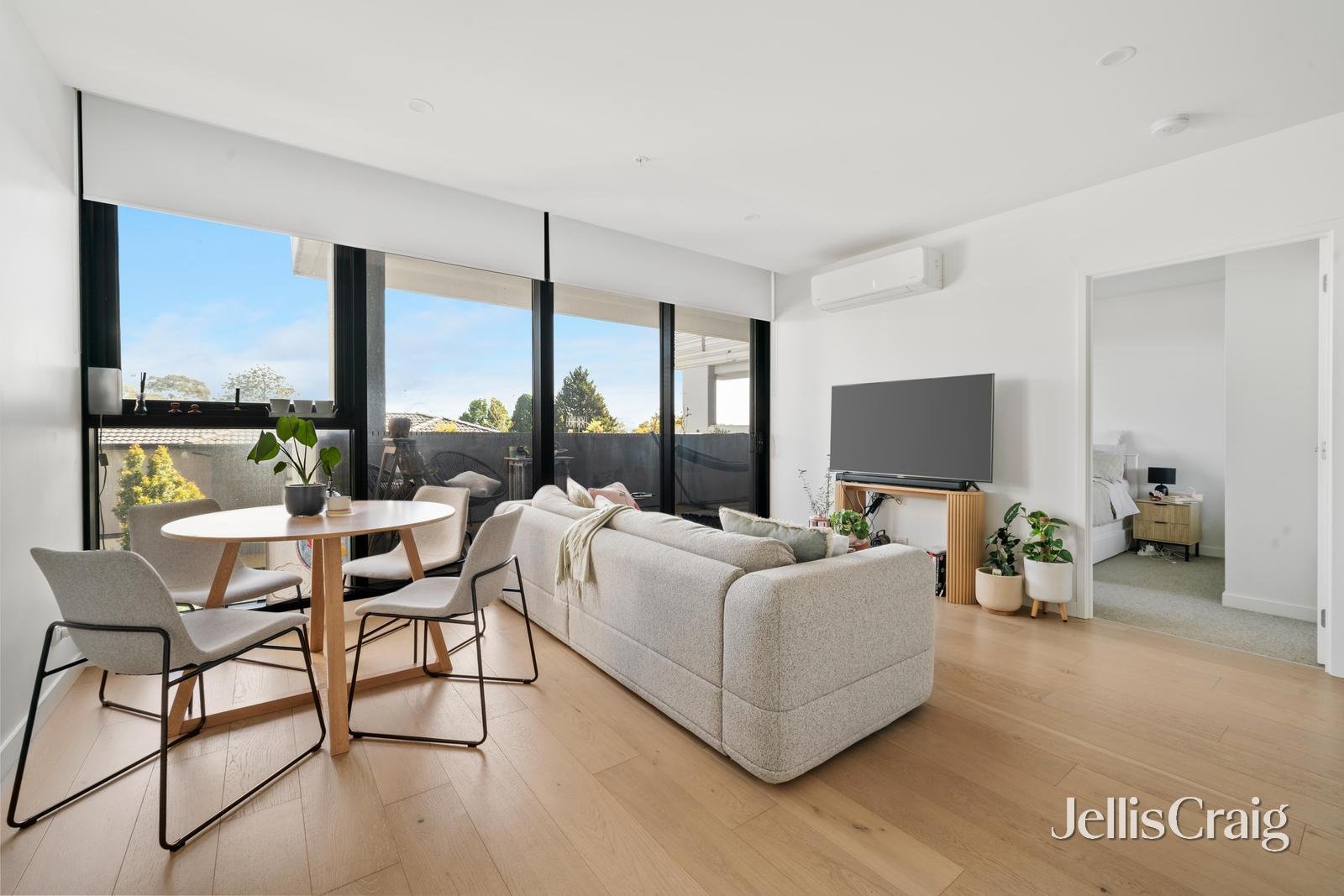 120/45 Linden Avenue, Ivanhoe image 1