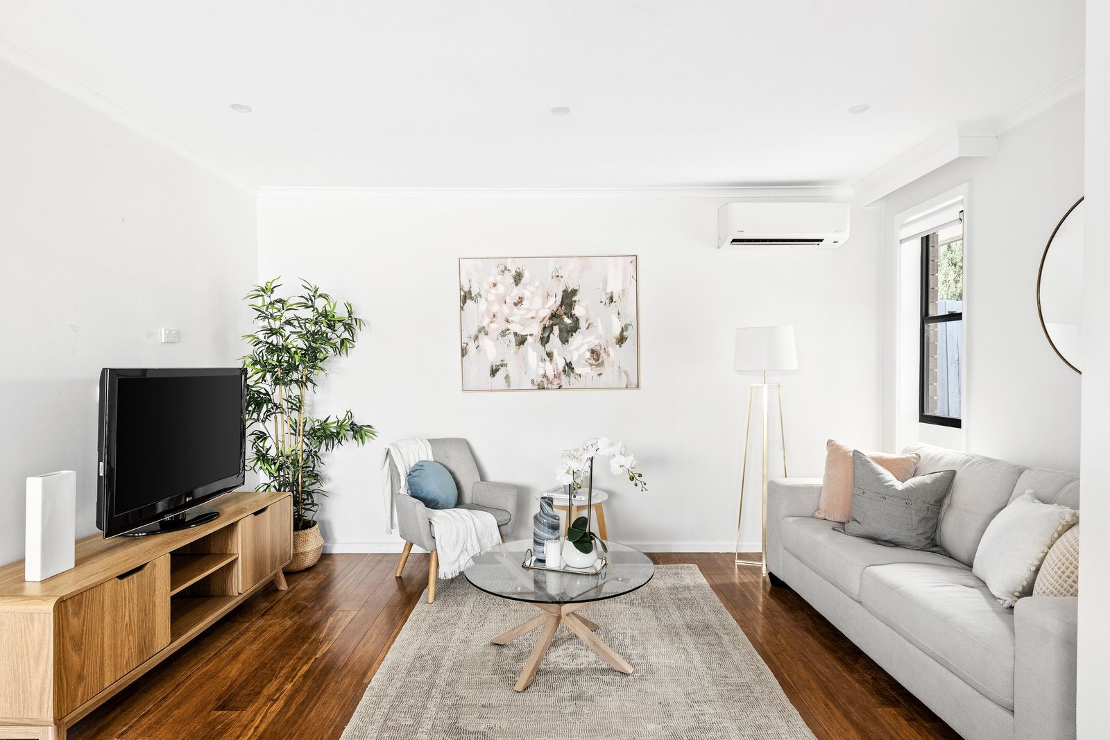 Property Gallery Thumbnail 2