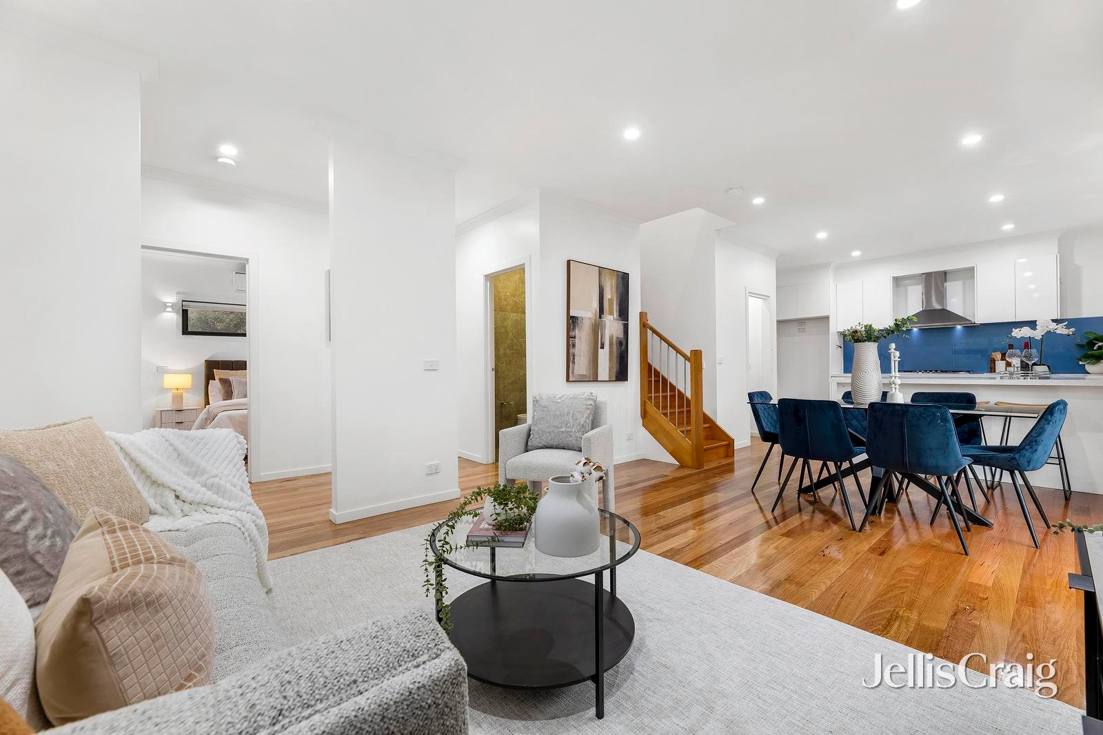 1/205 Lawrence Road, Mount&nbsp;Waverley image 5