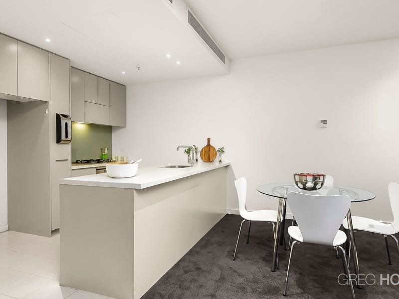 1205/55 Queens Road, Melbourne image 4