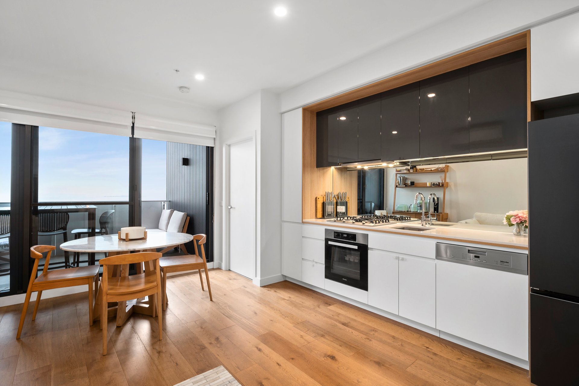 1206/18 Malone Street, Geelong image 4