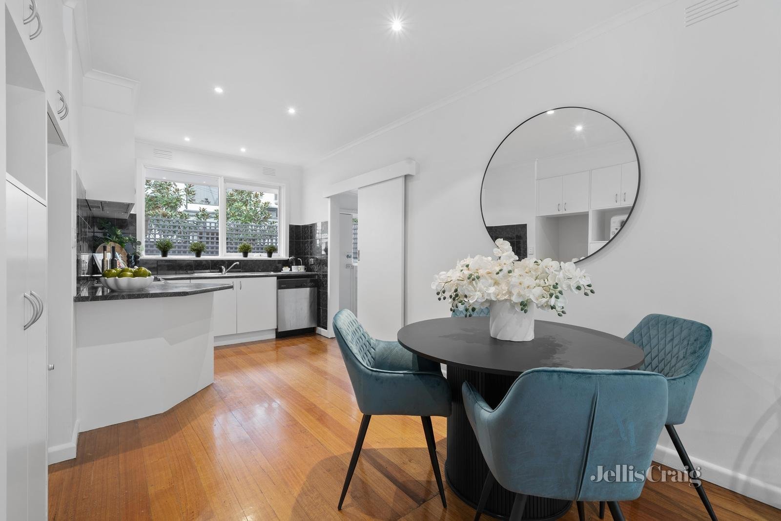 1/207 Auburn Road, Hawthorn image 4