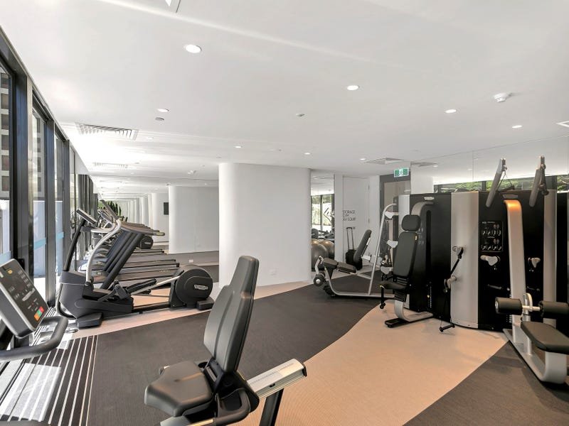 1207 / 12 Queens Rd  Melbourne