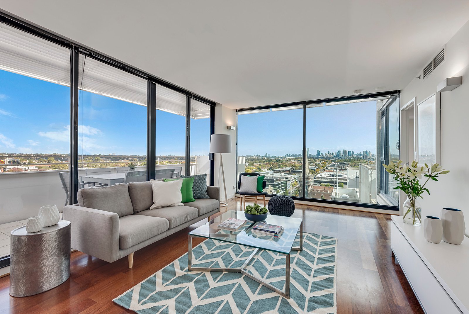 1207/377 Burwood Road, Hawthorn image 3