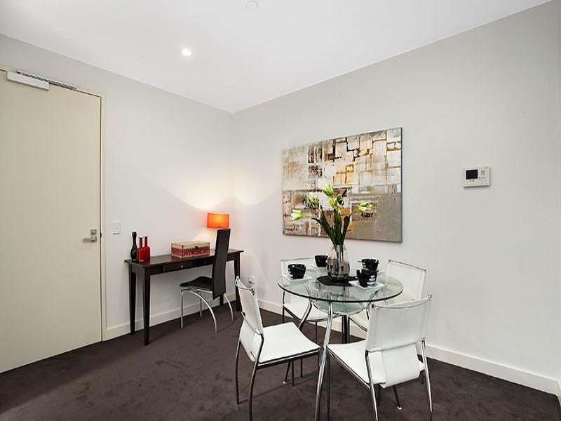 120/81-83 Riversdale Road, Hawthorn image 4