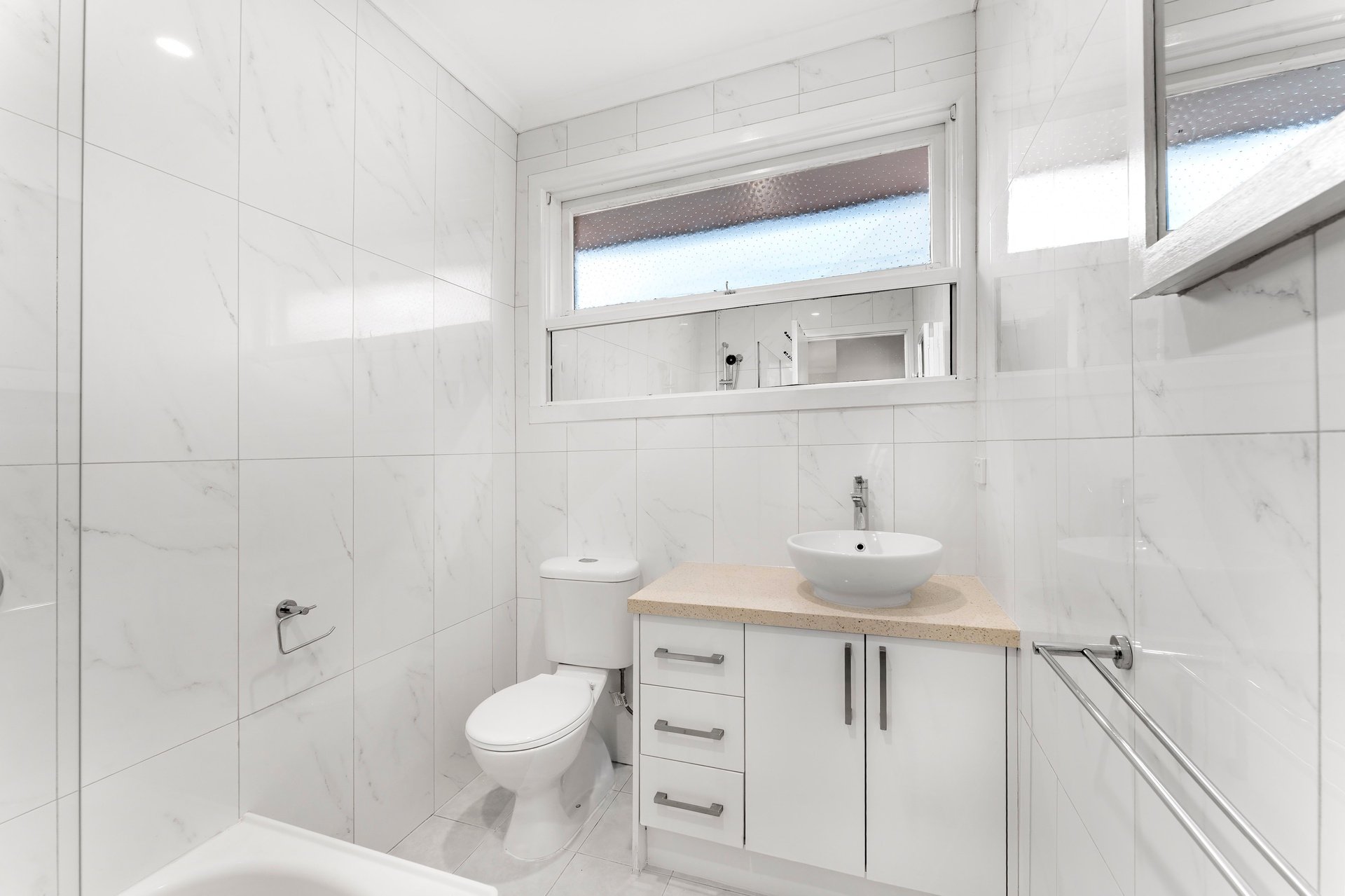 1/209 Highbury Road, Burwood image 7