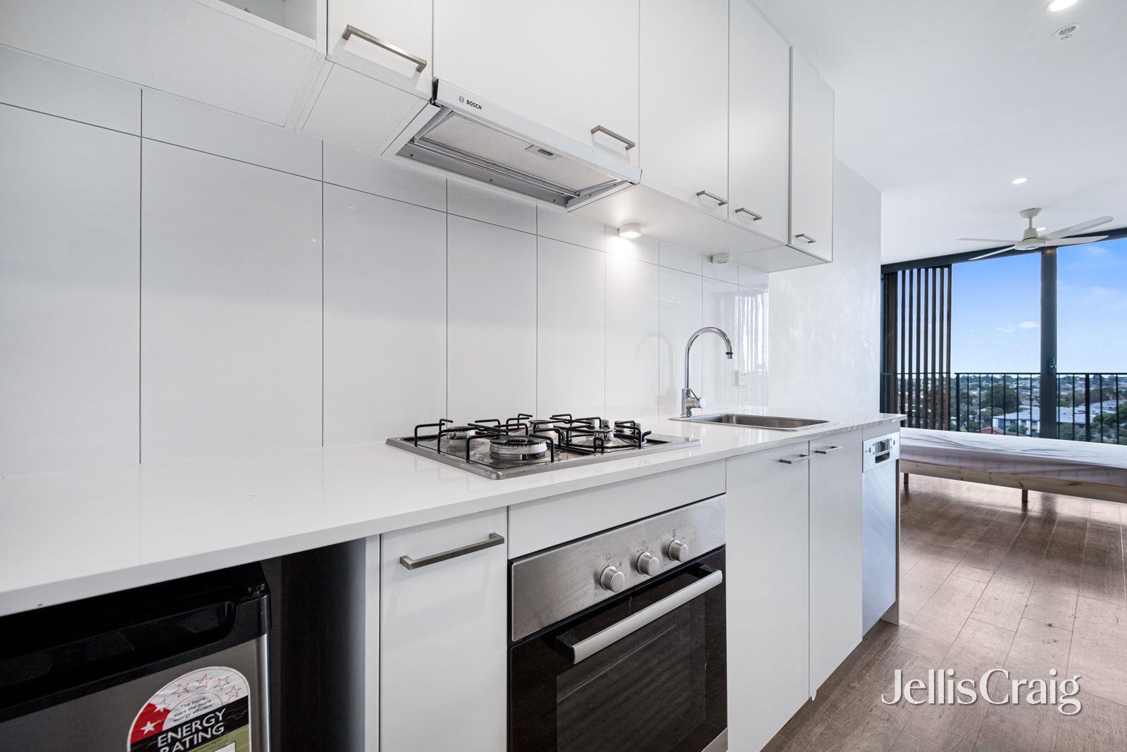 1209/39 Kingsway, Glen Waverley image 5