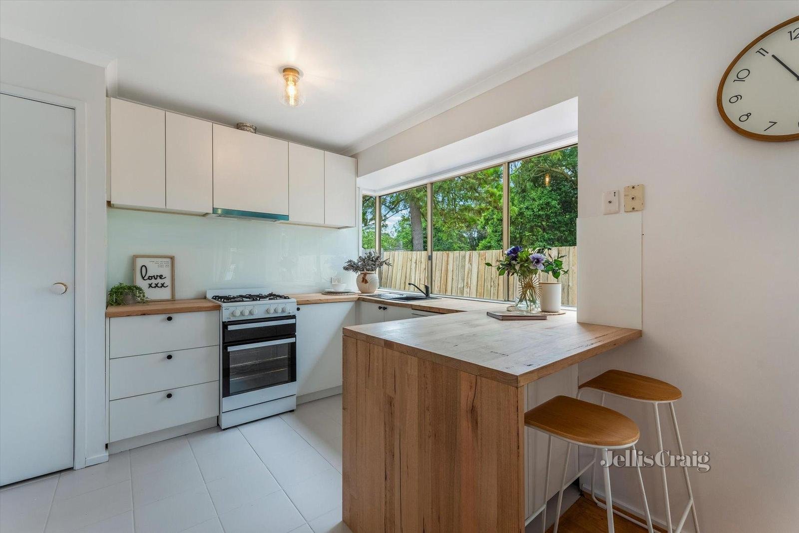 1/20a Oban Road, Ringwood image 5