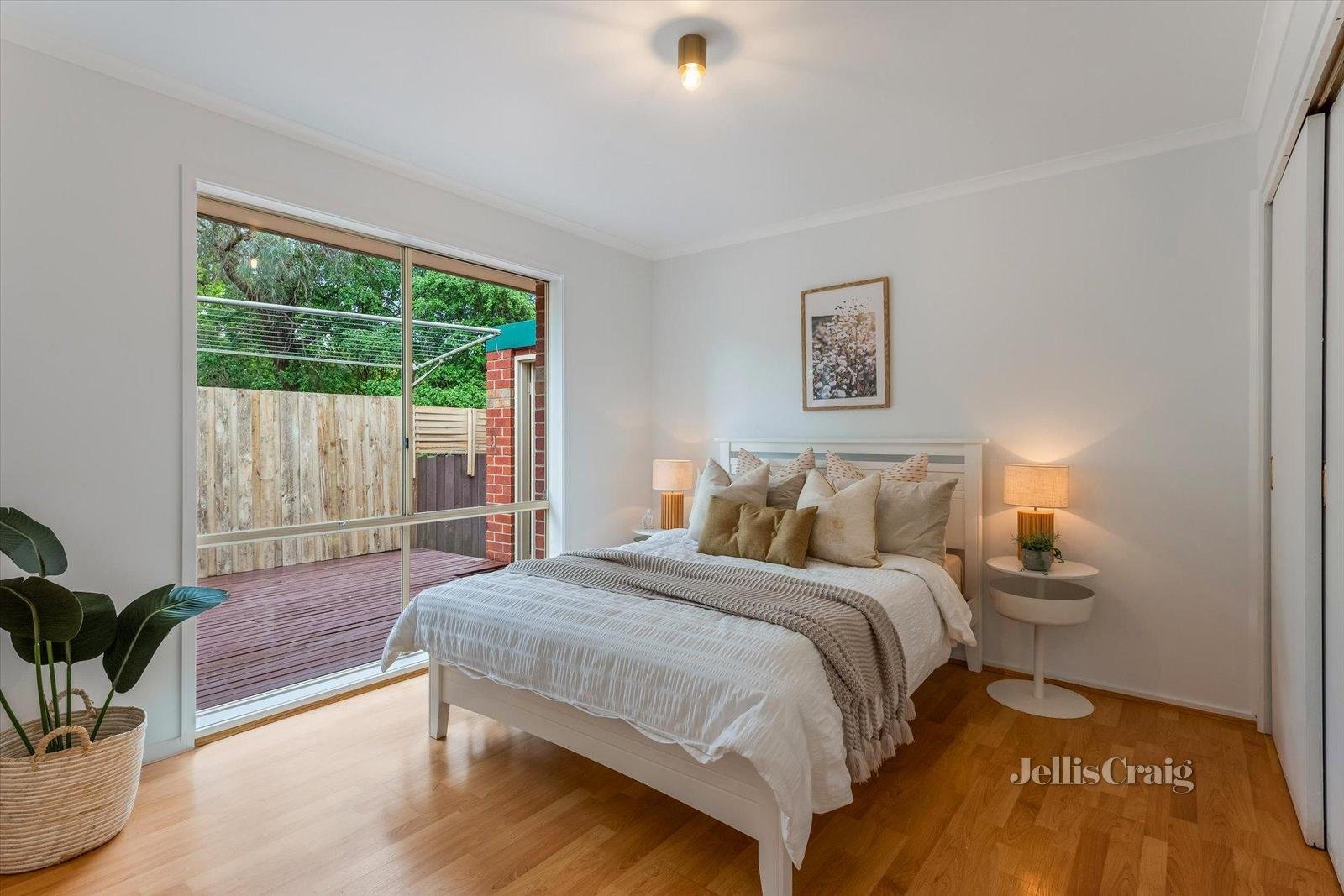 1/20a Oban Road, Ringwood image 6