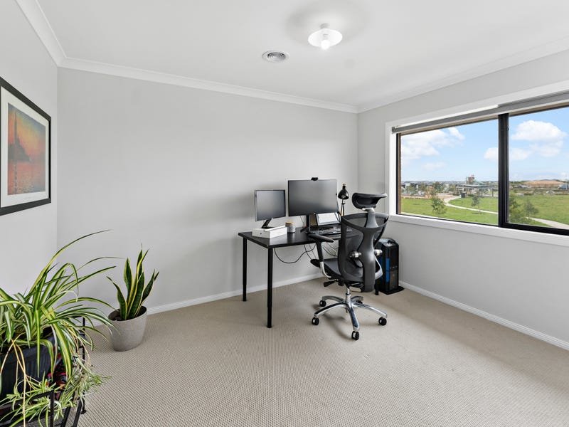 121 Abbeygate Drive, Werribee image 17