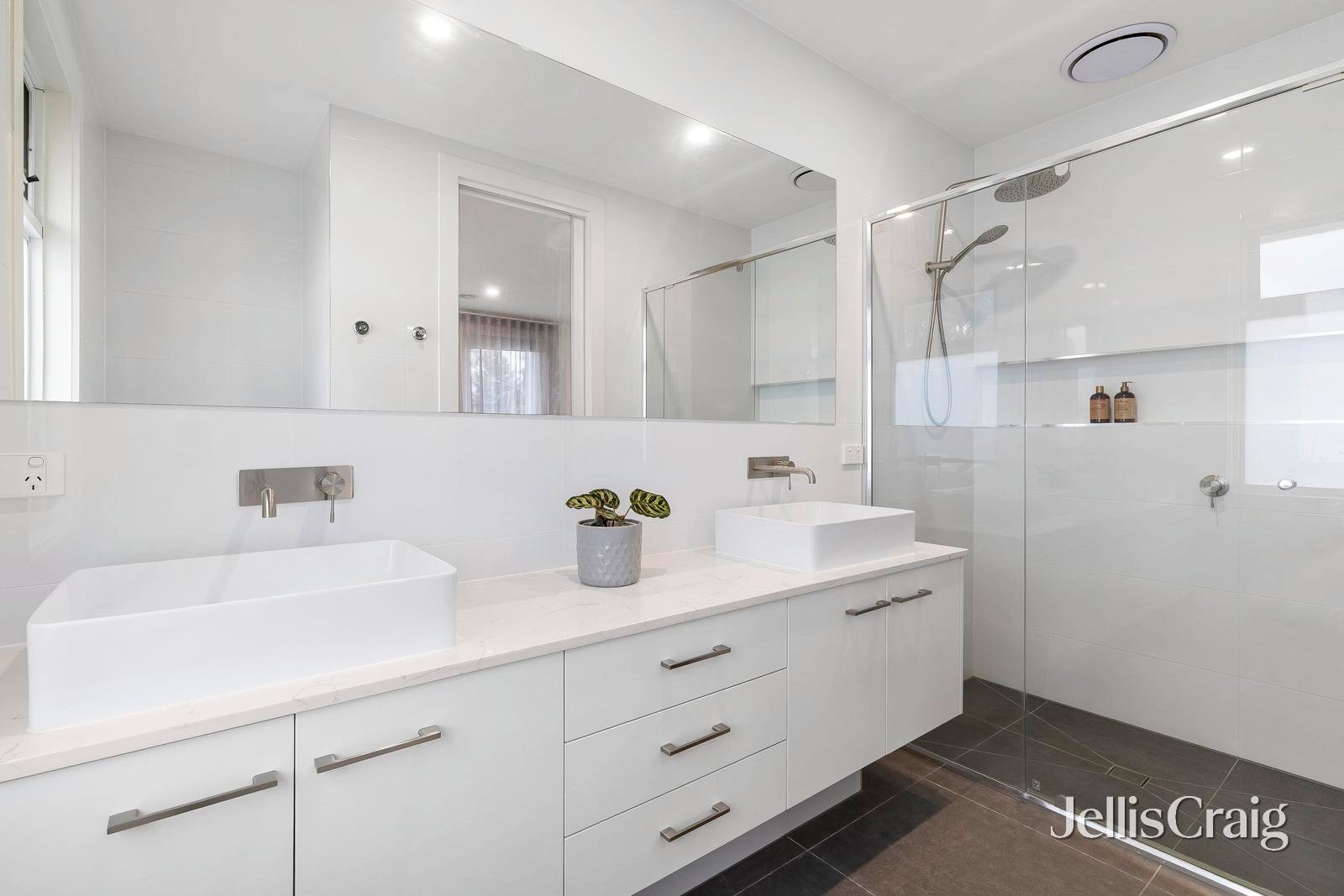 1/21 Alameda Avenue, Mornington image 10