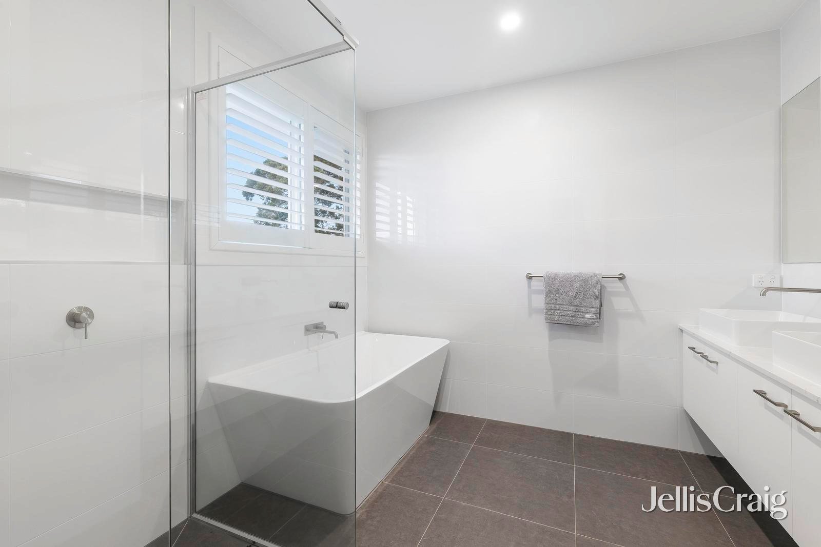 1/21 Alameda Avenue, Mornington image 11