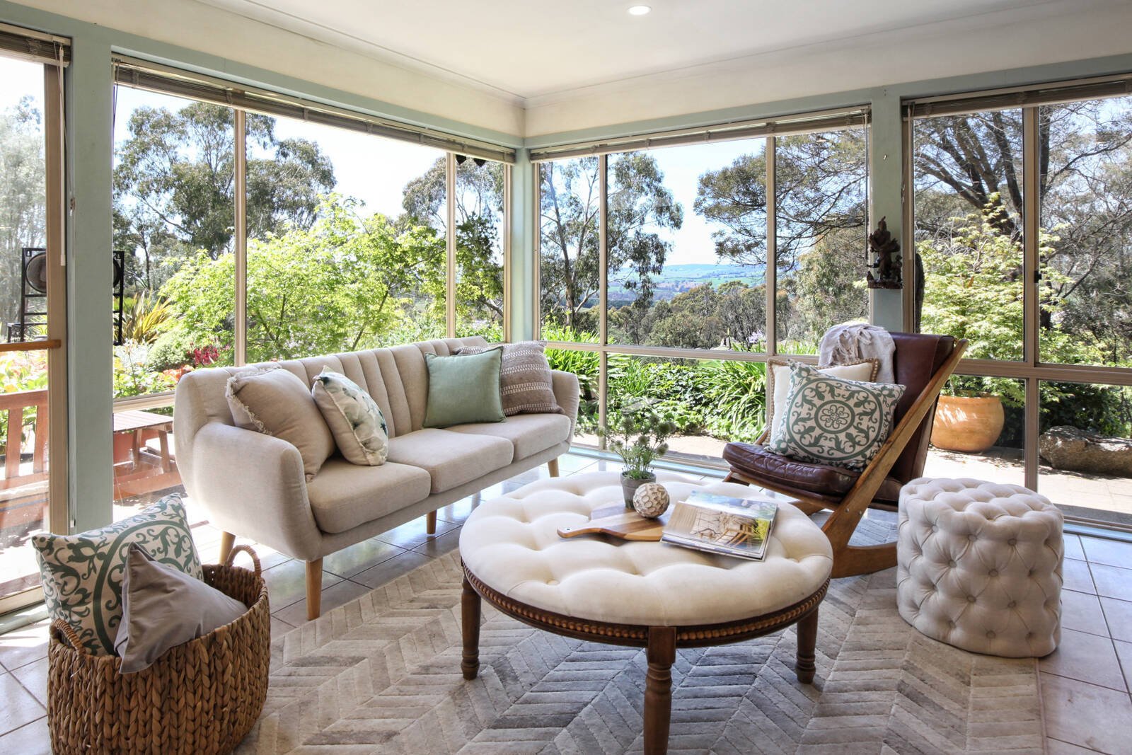 Property Gallery Thumbnail 6