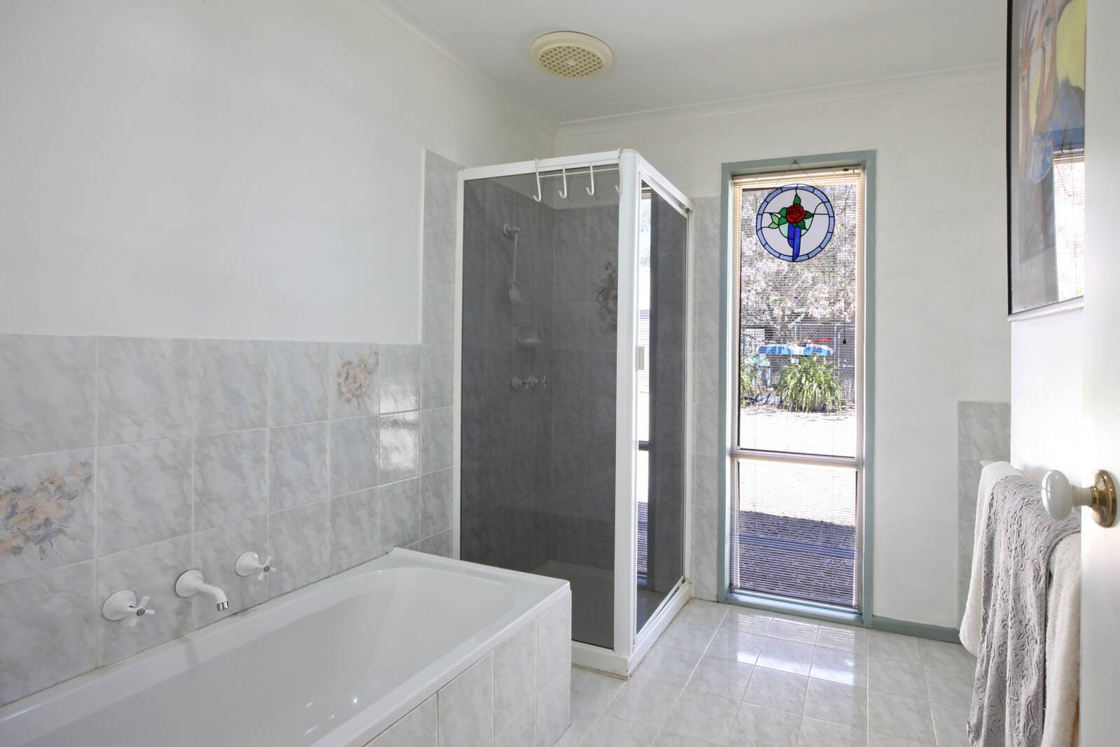 Property Gallery Thumbnail 9