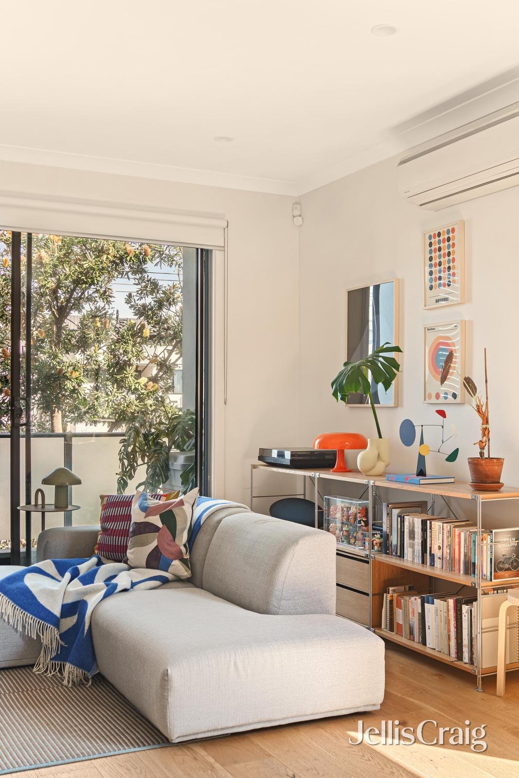 1/21 Barker Street, Cheltenham image 5