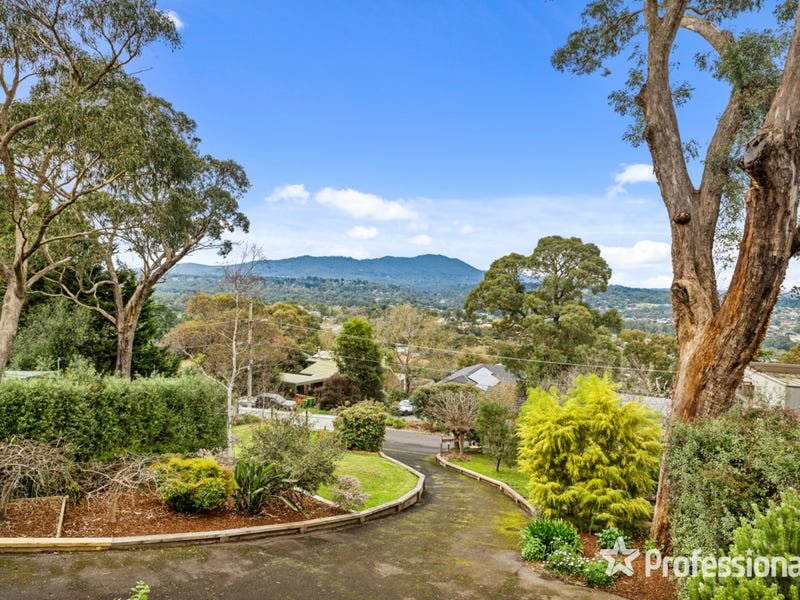 121 Bastow Road, Lilydale image 3