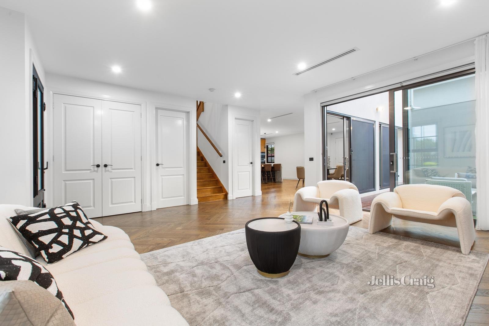 1/21 Blue Hills Avenue, Mount Waverley image 10