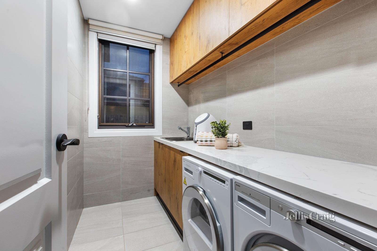 1/21 Blue Hills Avenue, Mount Waverley image 17