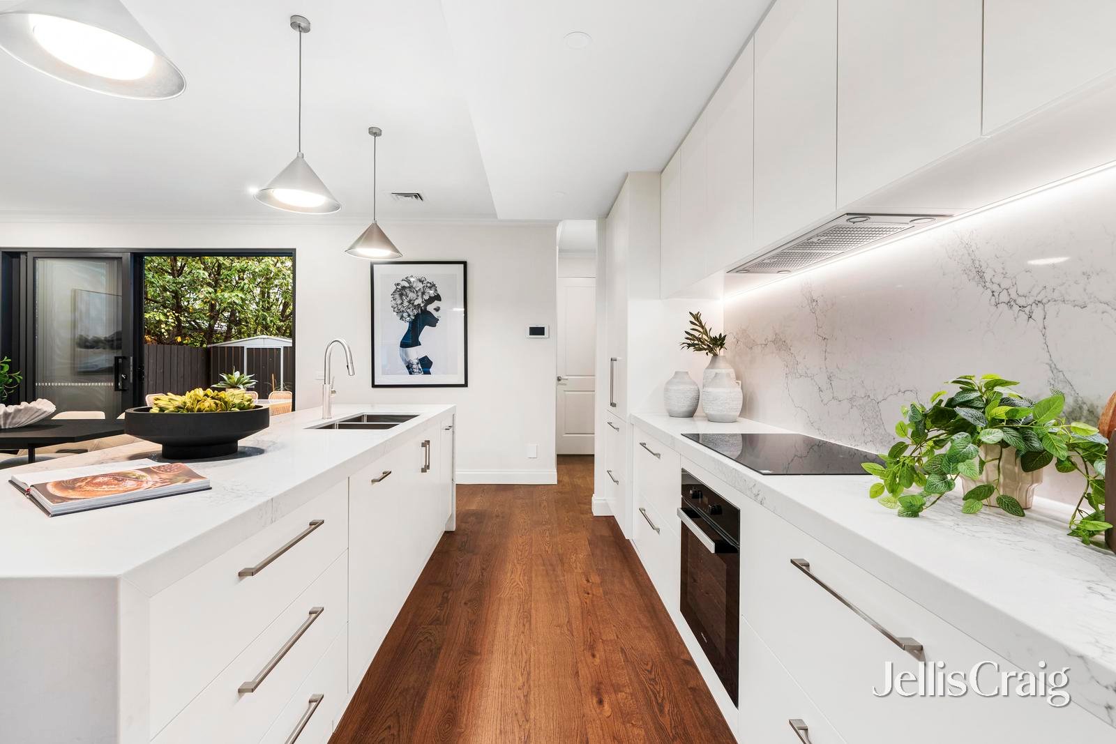 1&2/1 Bridget Street, Glen&nbsp;Waverley image 4