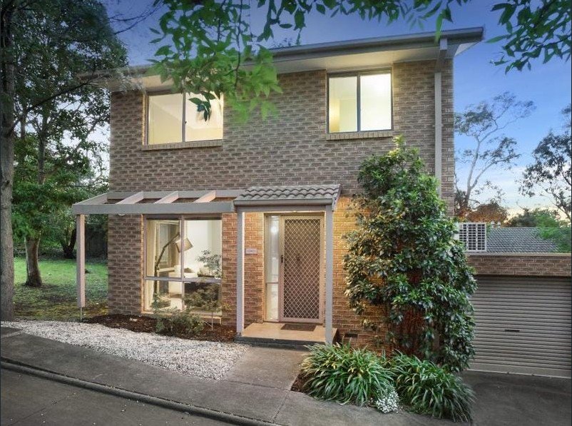 1/21 Broad St, Greensborough image 1
