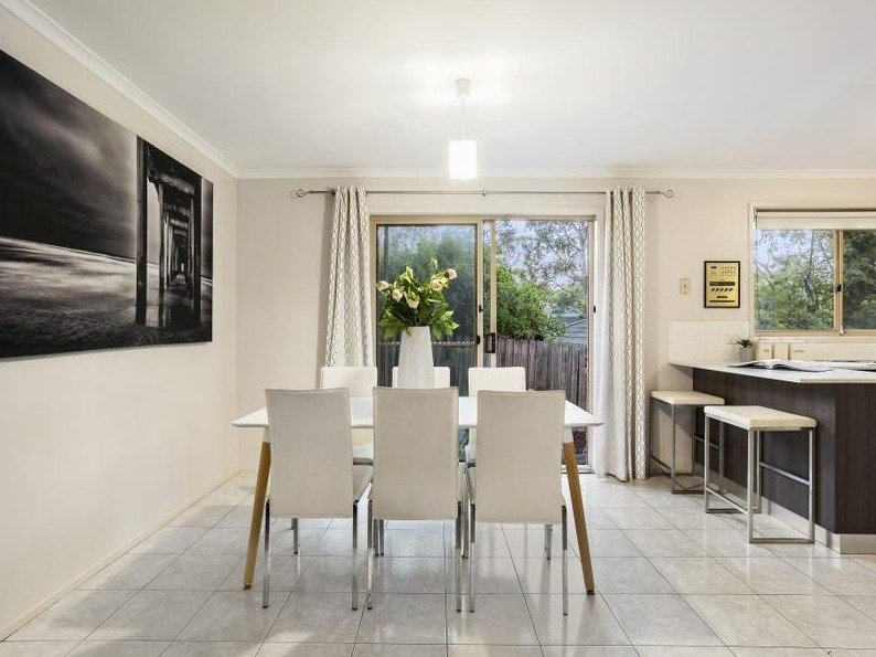 1/21 Broad St, Greensborough image 4