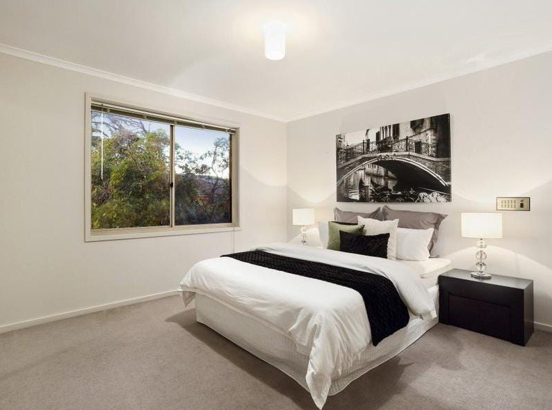1/21 Broad St, Greensborough image 6