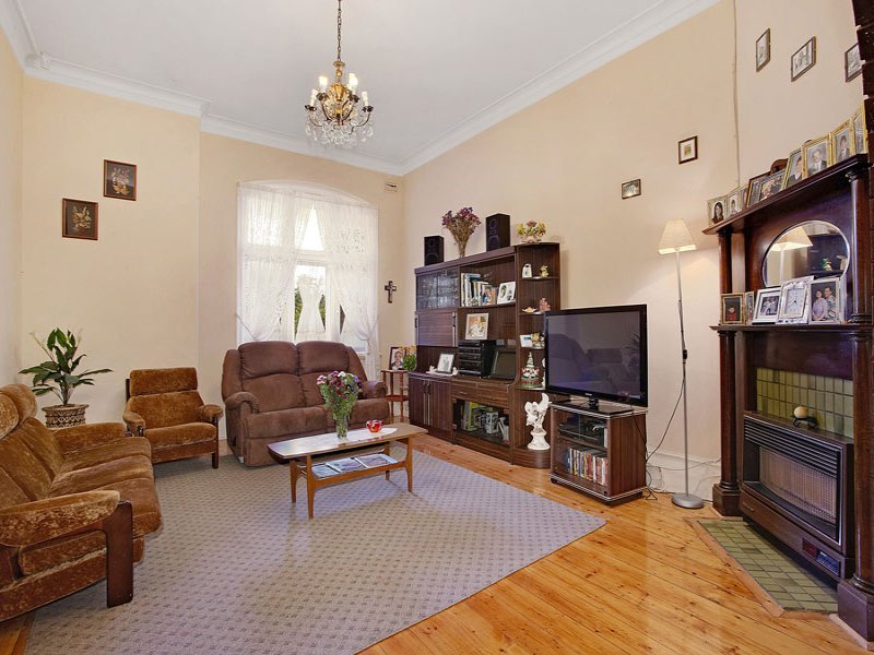 121 Danks Street, Albert Park image 2