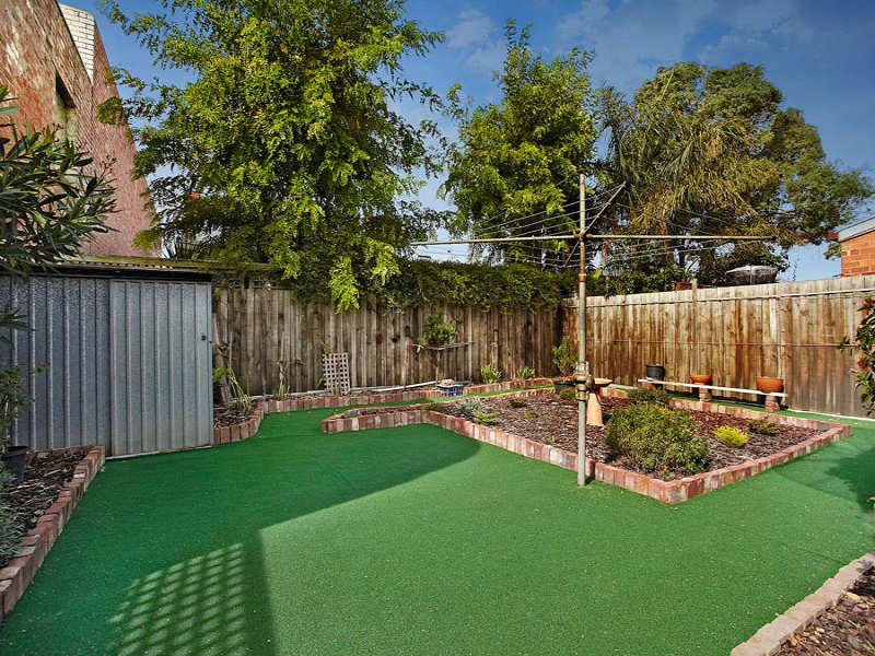 121 Danks Street, Albert Park image 9