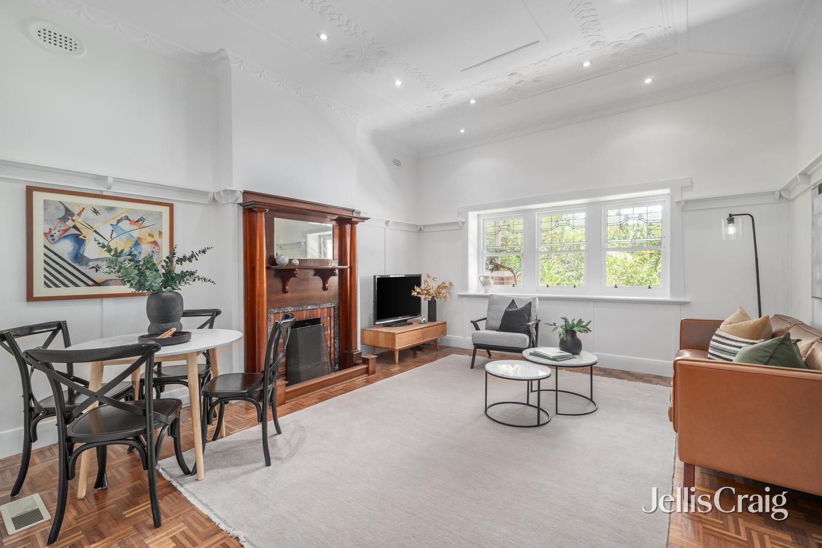 121 Disraeli Street, Kew image 2