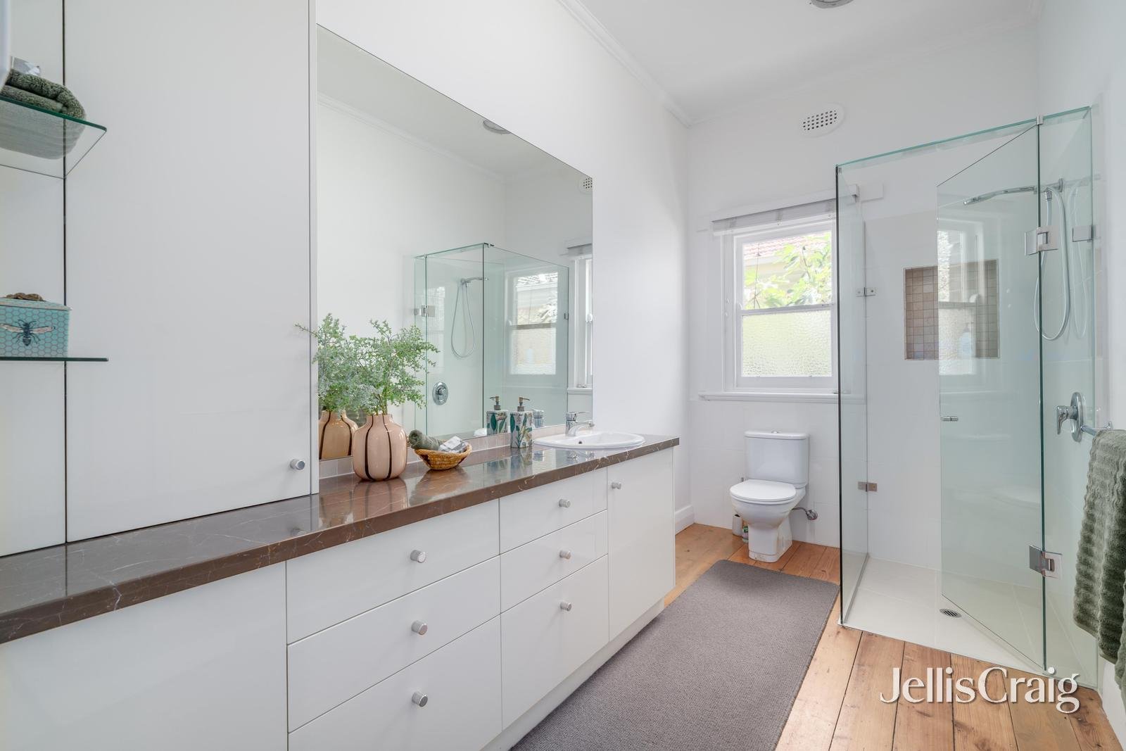 121 Disraeli Street, Kew image 7