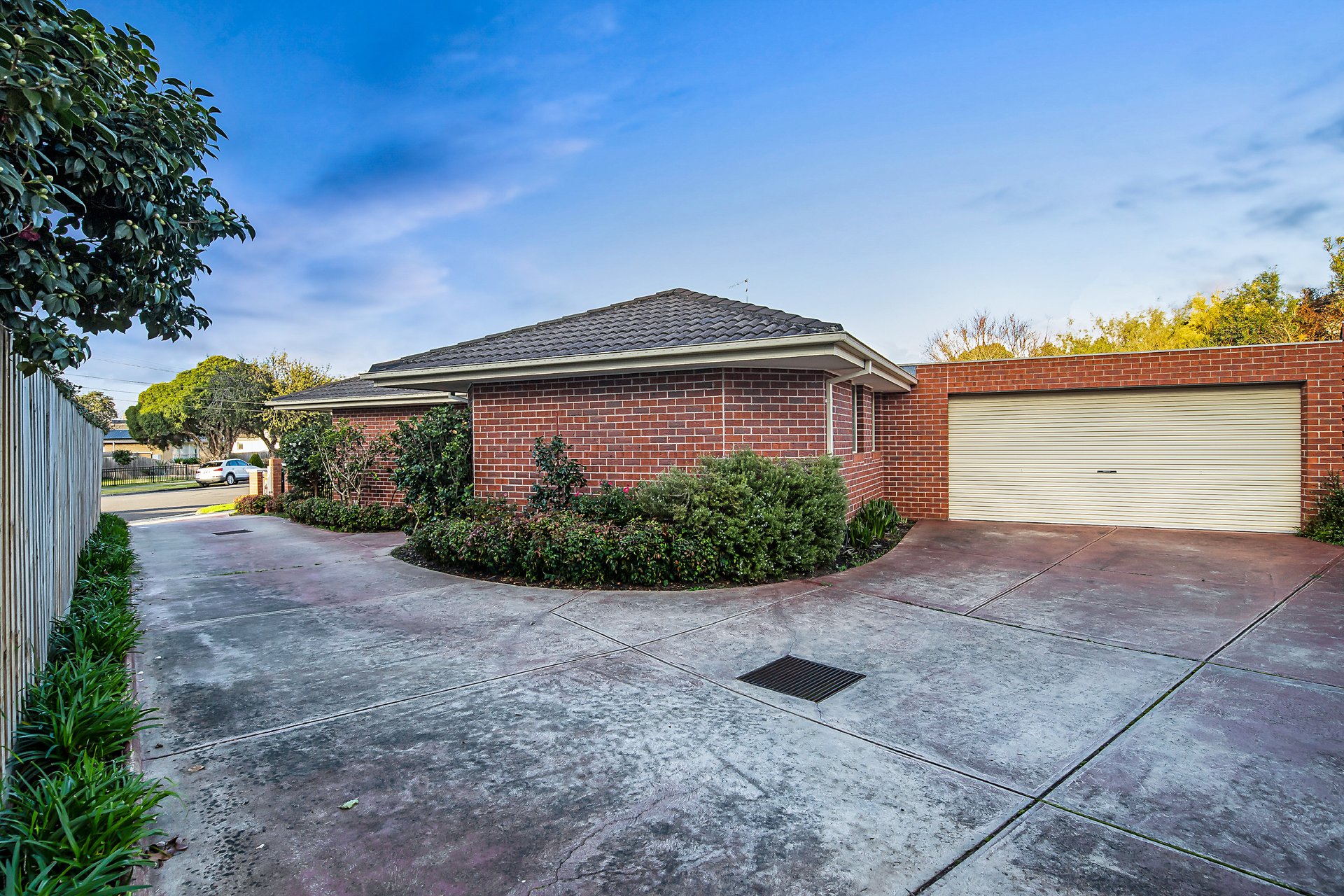 1/21 Fernhurst Drive, Glen Waverley image 15