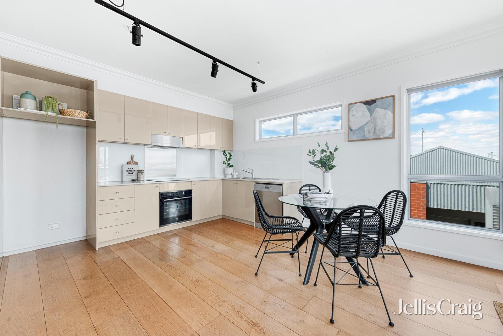 12/1 Gumbri Place, Brunswick image 3