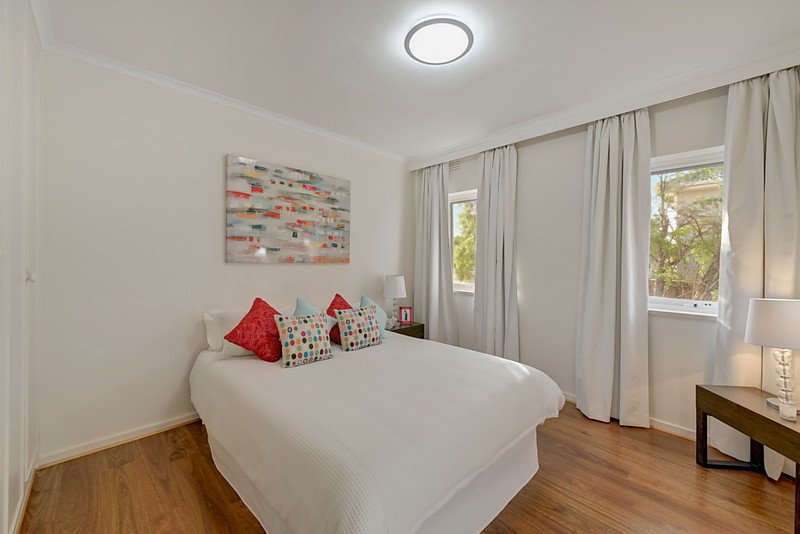 1/21 Hartington Street, Kew image 5