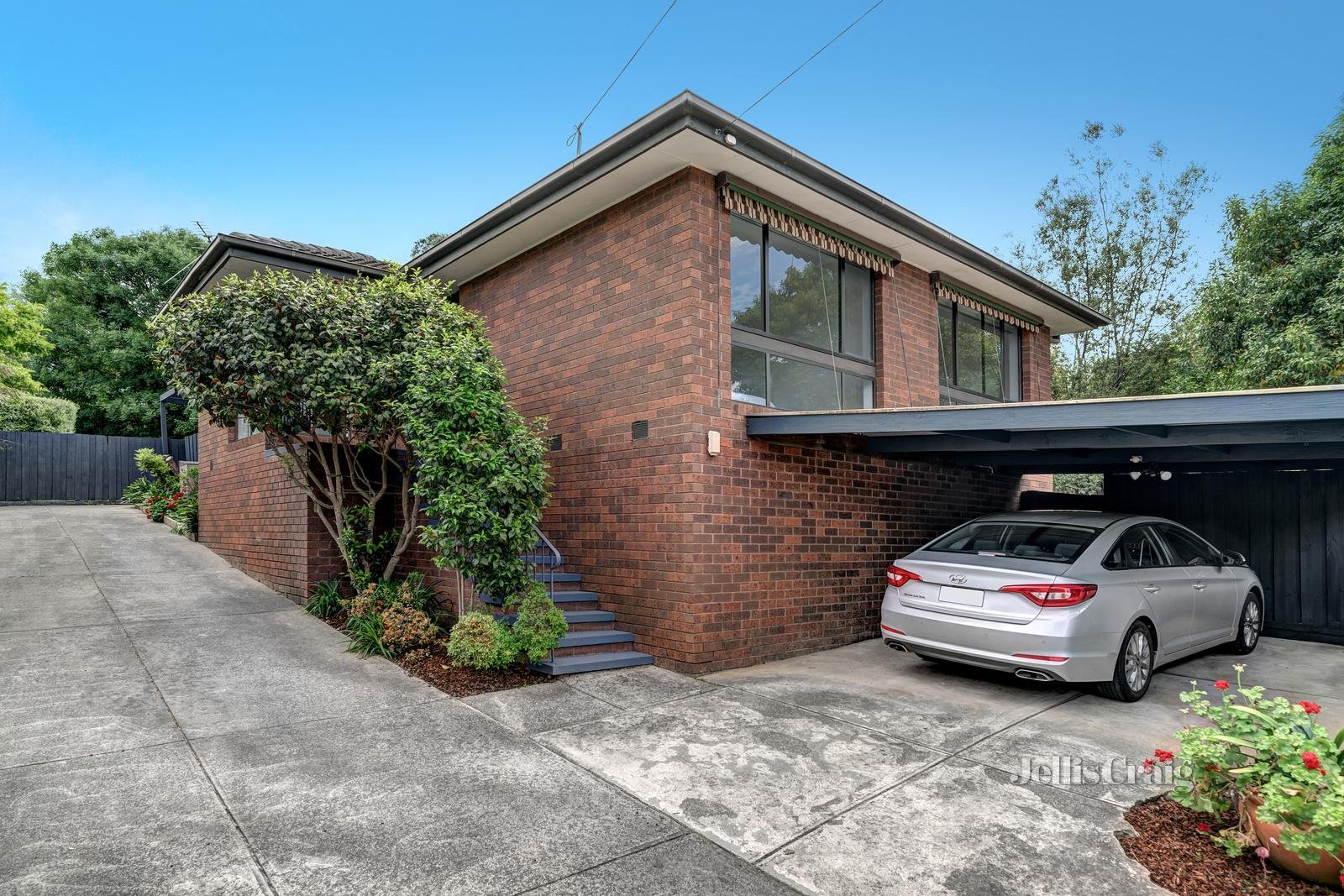 1/21 Jessop Street, Greensborough image 1