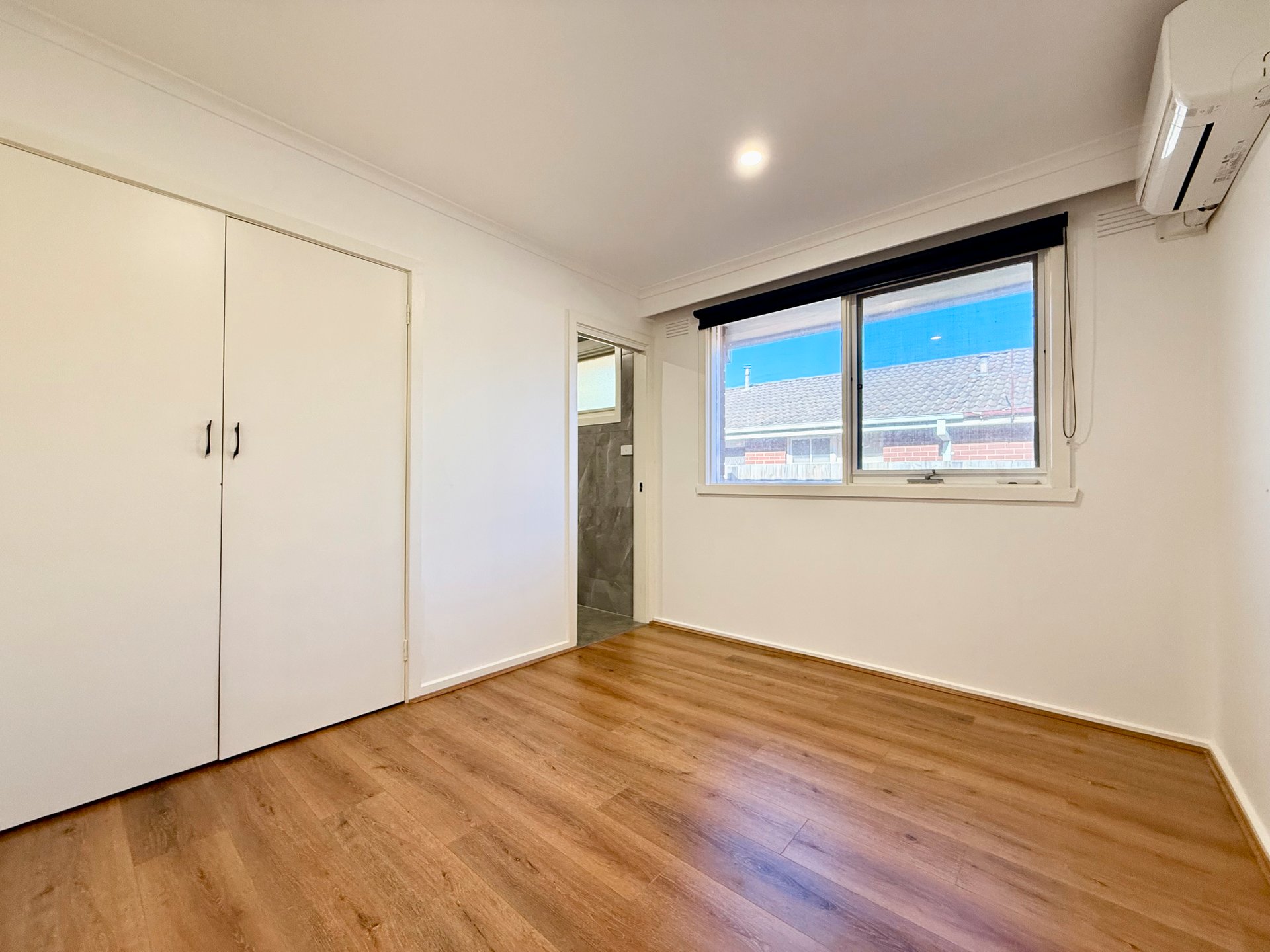 1/21 Mitchell Street, Doncaster East image 6