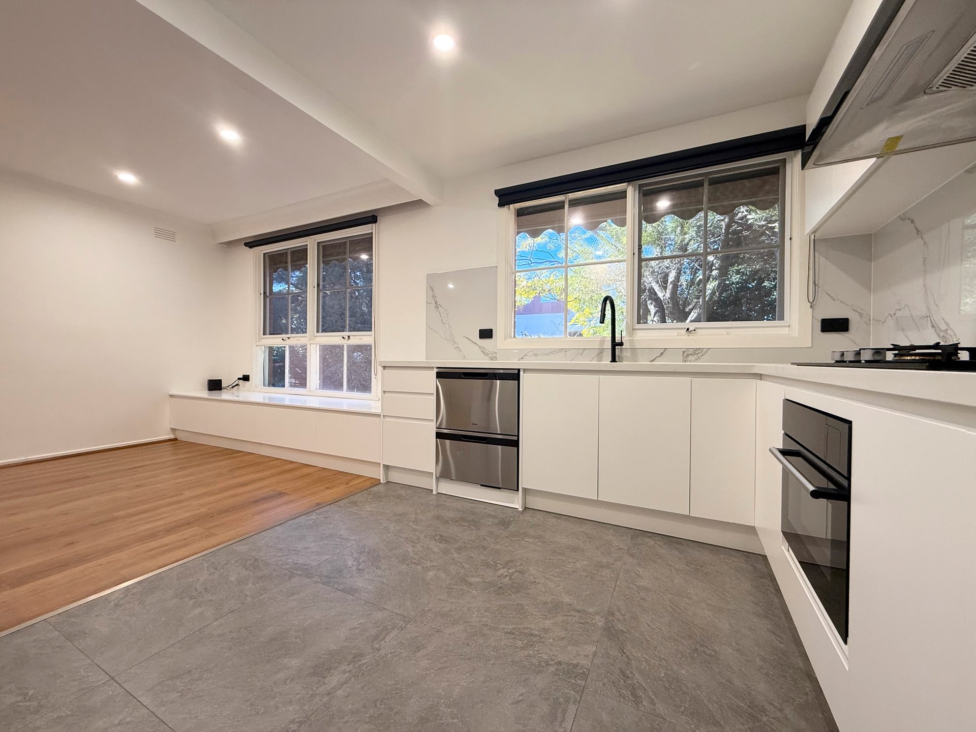 1/21 Mitchell Street, Doncaster East image 5