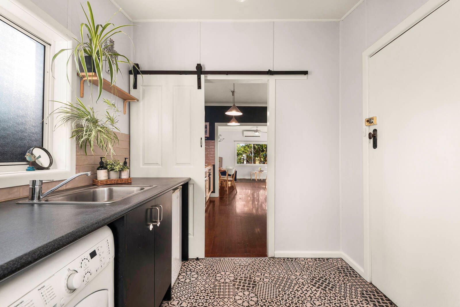 Property Gallery Thumbnail 6