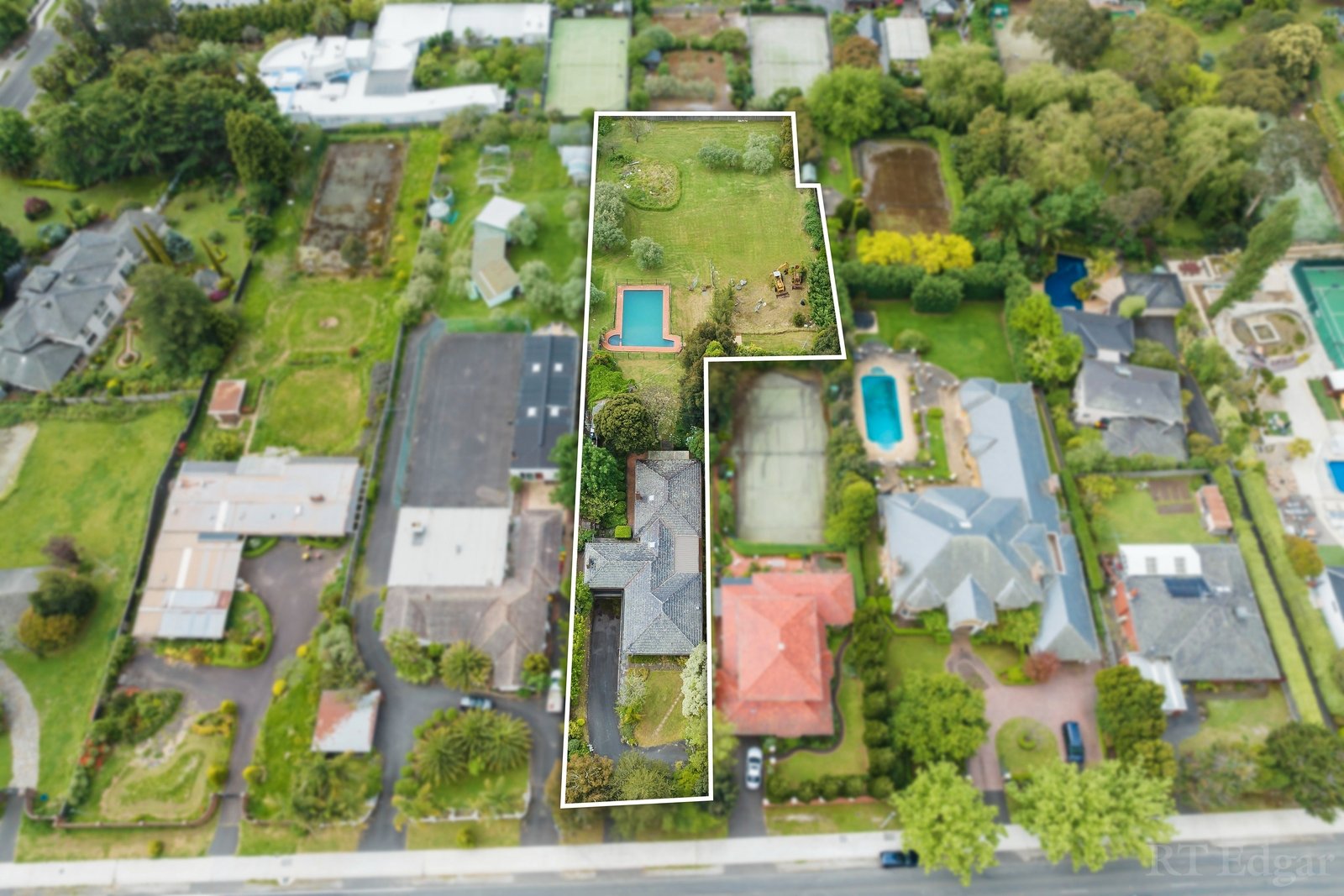Property Gallery Thumbnail 3