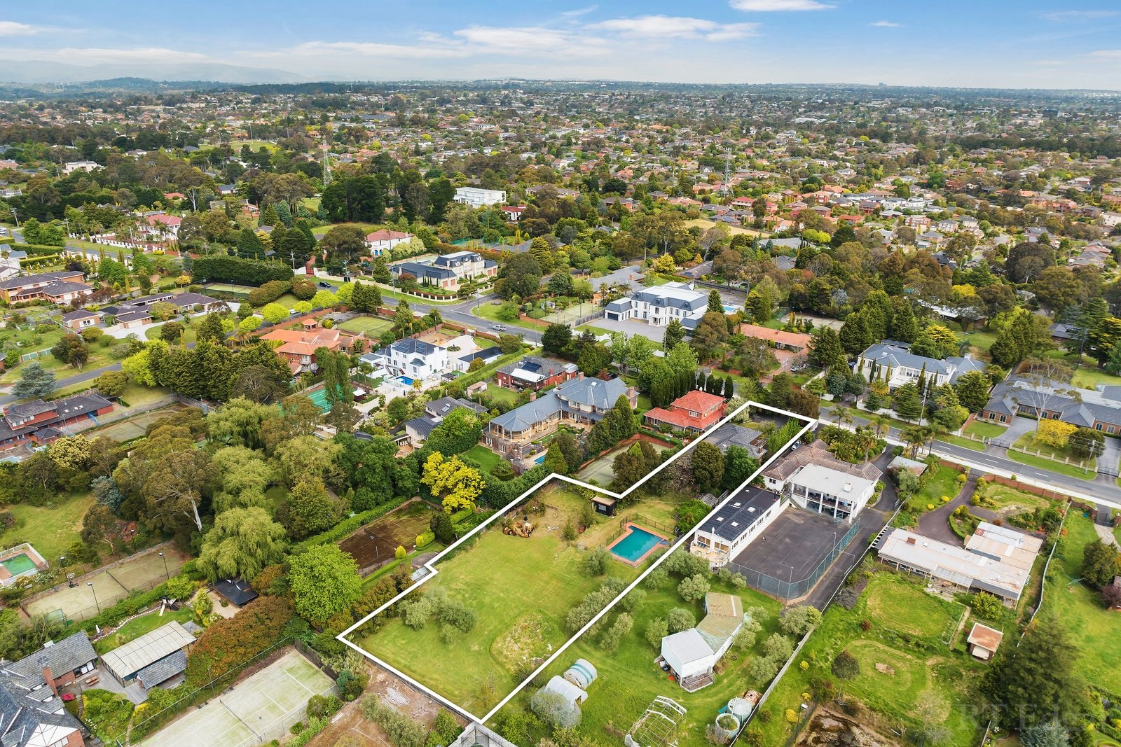 Property Gallery Thumbnail 6
