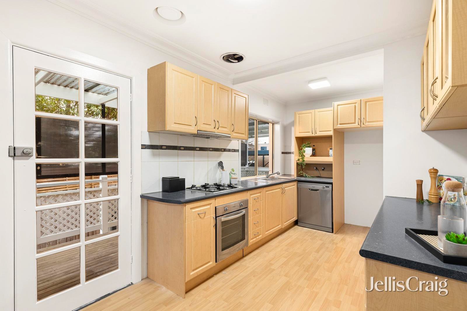 1/21 The Glen, Donvale image 3