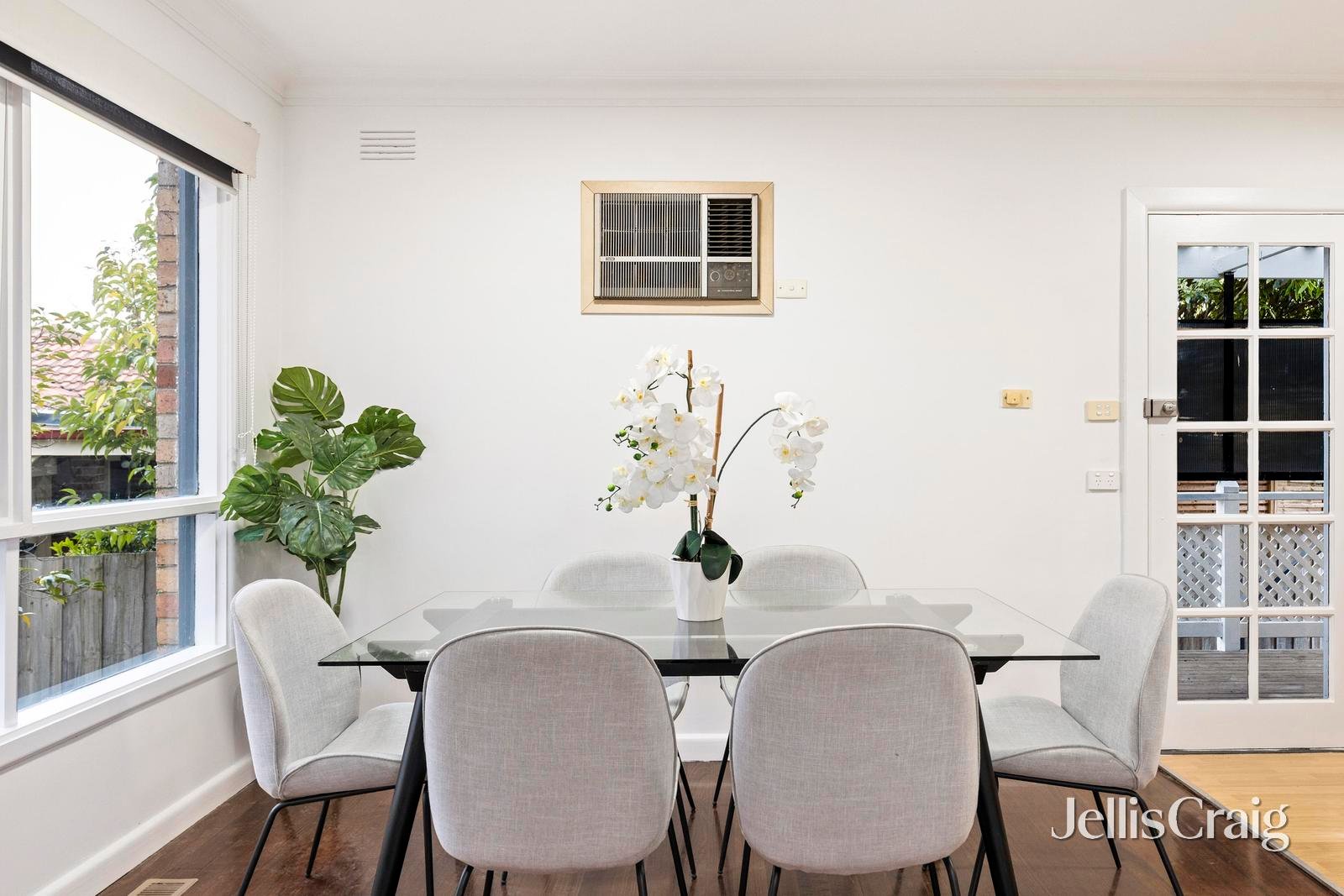 1/21 The Glen, Donvale image 4