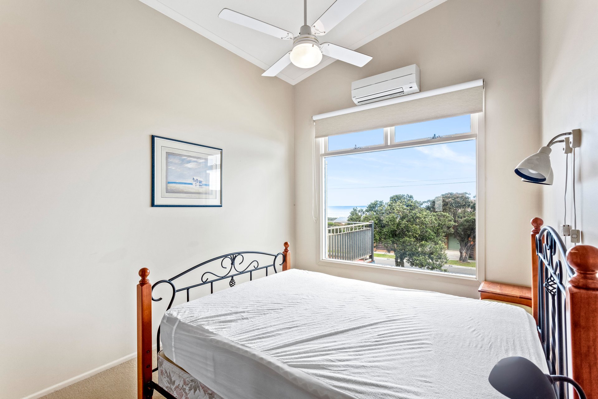 Property Gallery Thumbnail 9