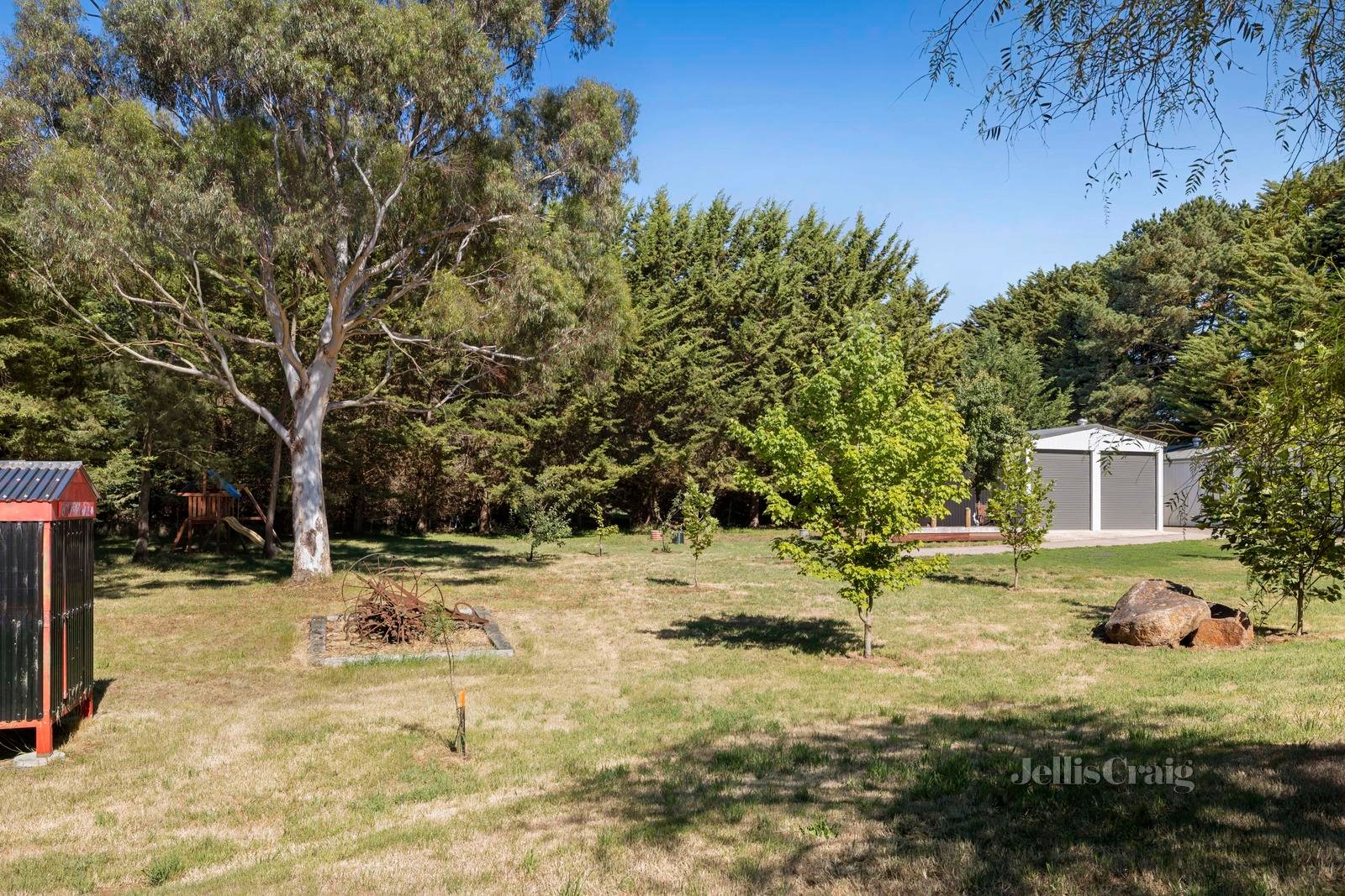 121 Tickawarra Road, Romsey image 19