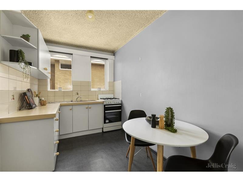 12/10-12 Lennon Street, Parkville image 2