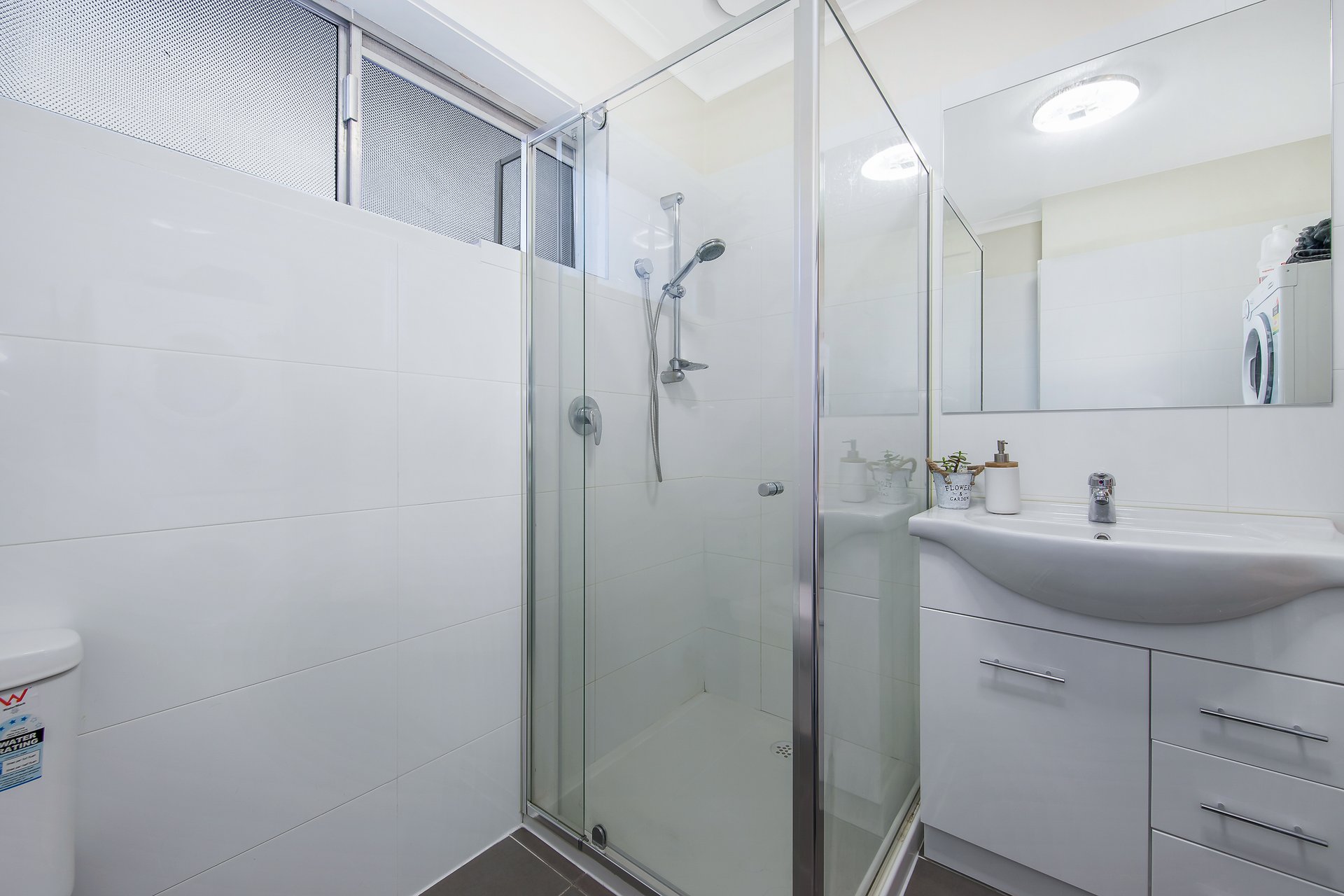 12/10-12 Ray Street, Croydon image 8